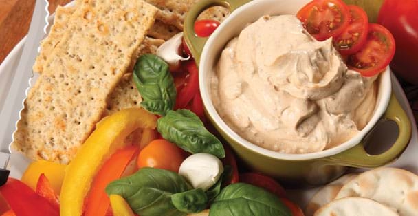 This Tomato, Garlic and Basil Dip will thrill your